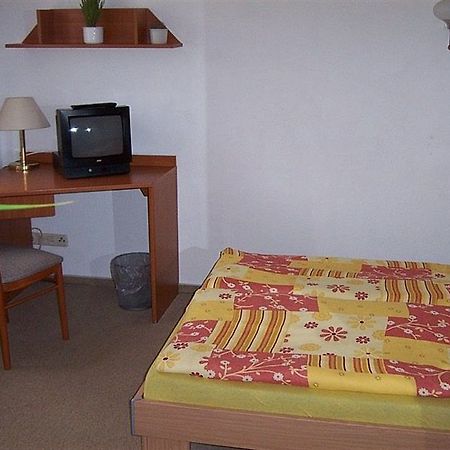 Landgasthof & Pension Kaufbach Wilsdruff Esterno foto